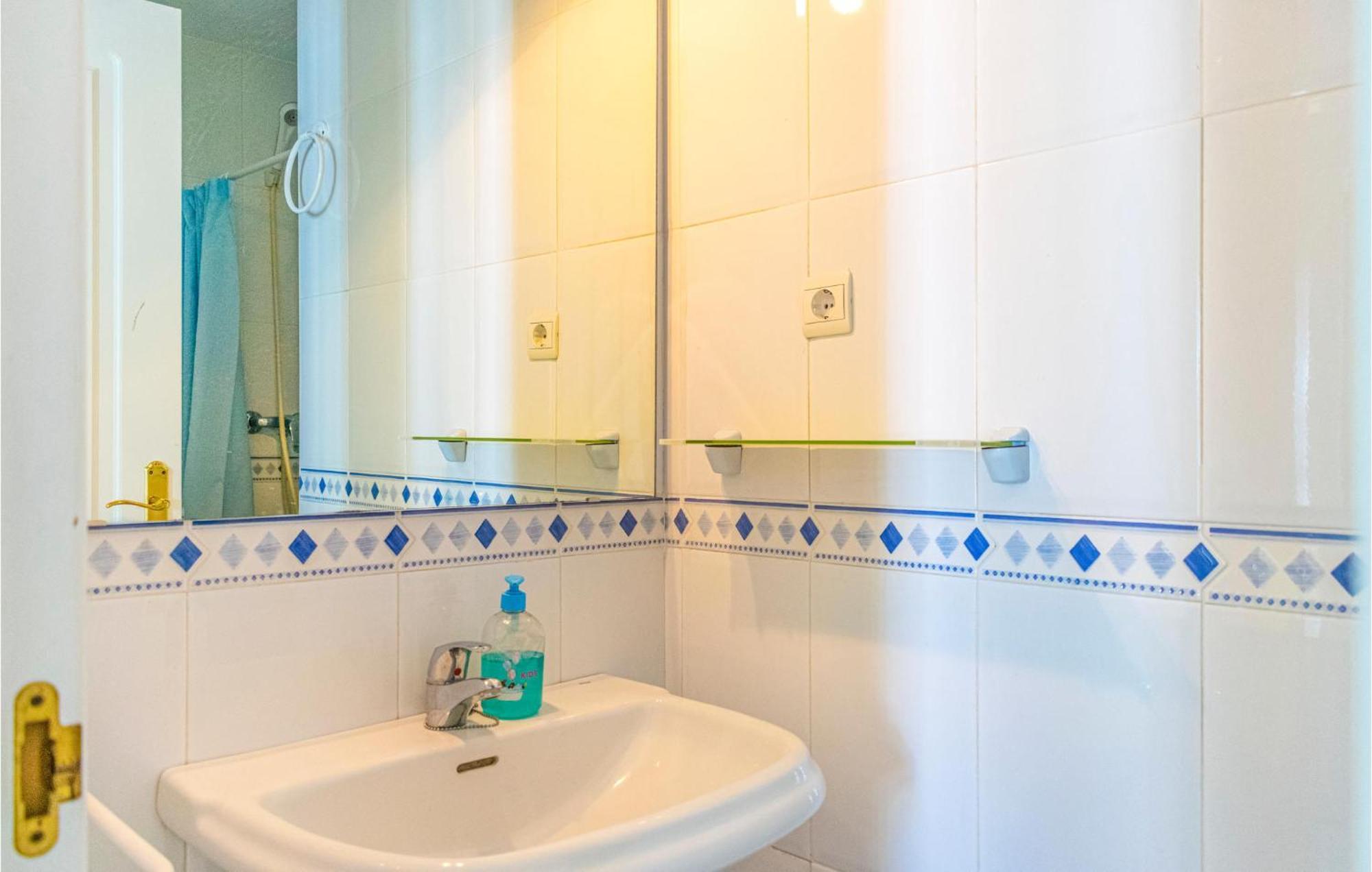 Lovely Apartment In Marbella With Kitchenette Luaran gambar