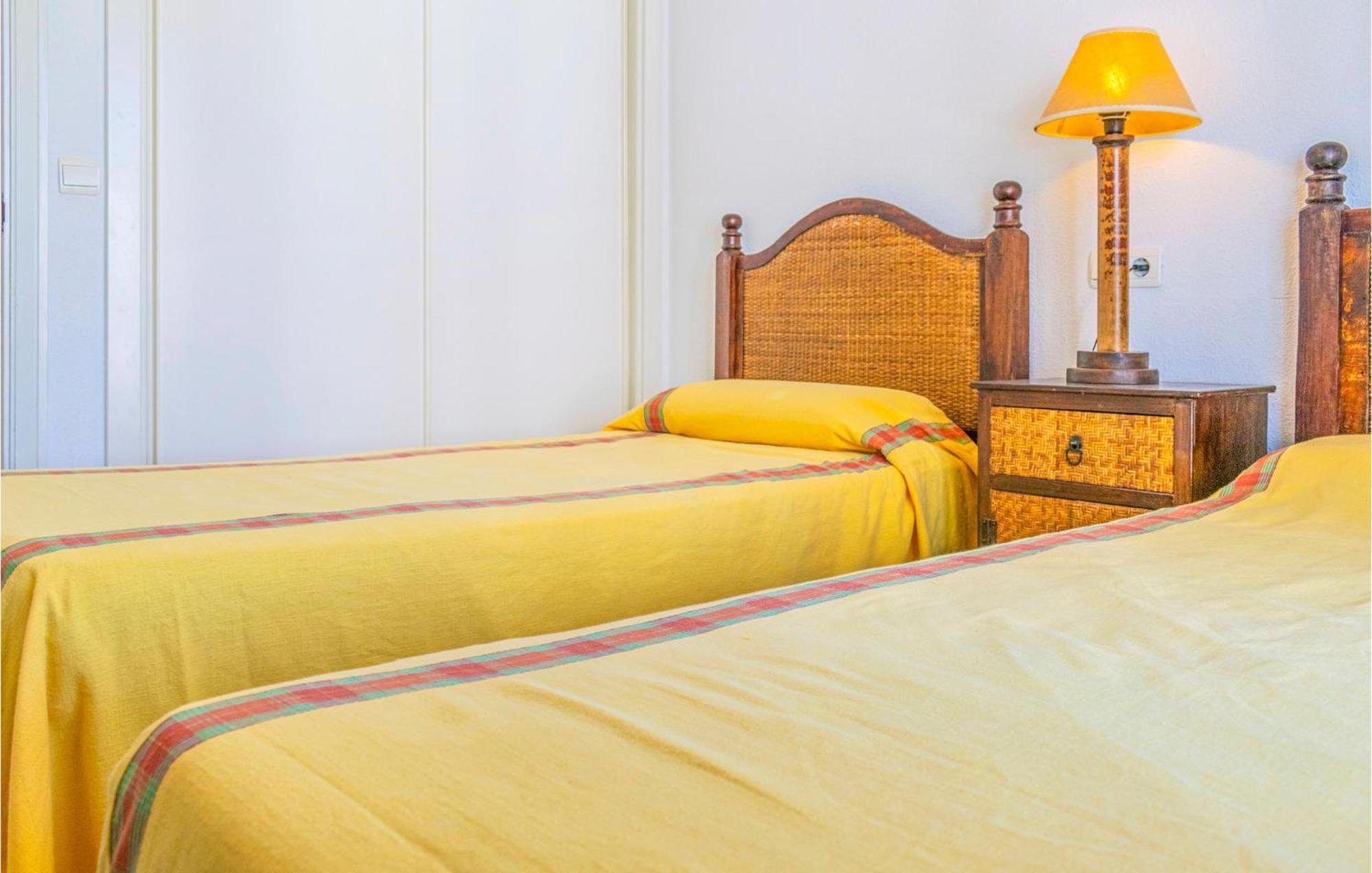 Lovely Apartment In Marbella With Kitchenette Luaran gambar